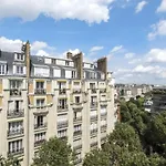 Cosy Flat For 3P In The 16Th District