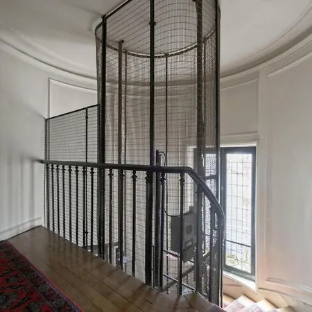 Apartment Cosy Flat For 3p In The 16th District