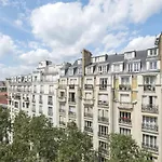 Cosy Flat For 3P In The 16Th District